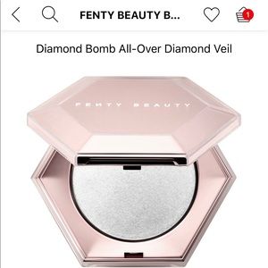 Fenty beauty diamond bomb highlighter I